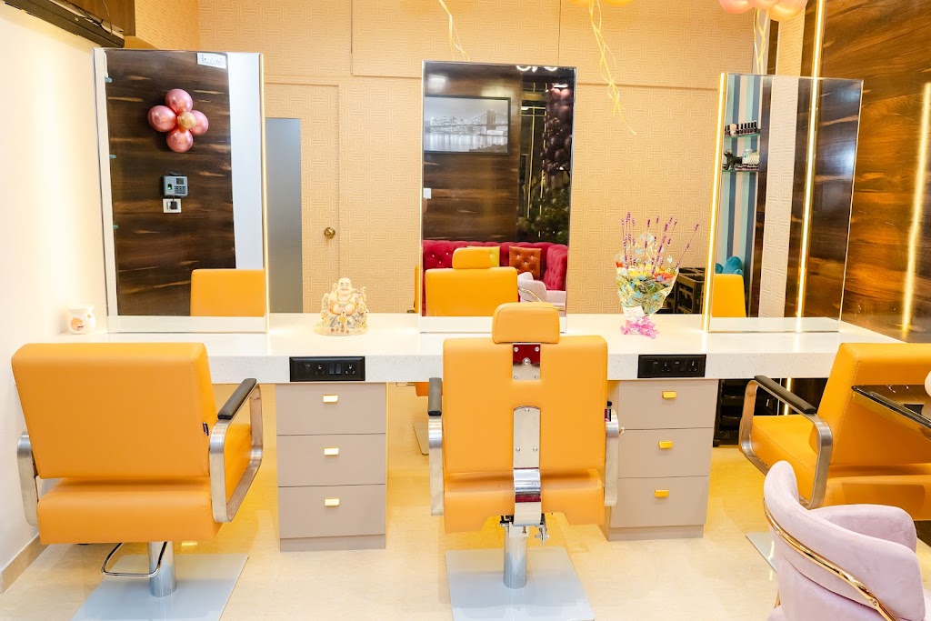 Ponyy Tie Best Unisex Salon In Virar