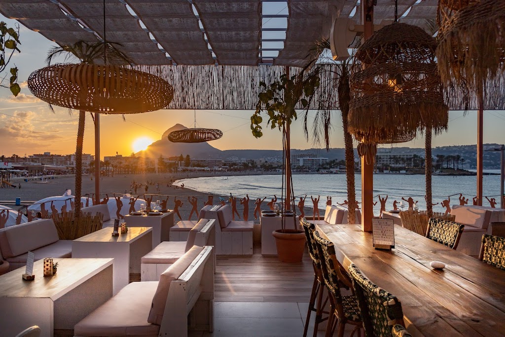 Achill Bar & Dancefloor * Lounge Javea