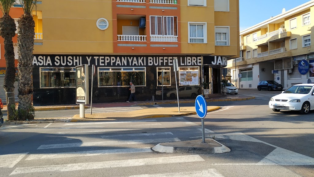 Sushi & Teppanyaki Buffet Libre Restaurante Jardin