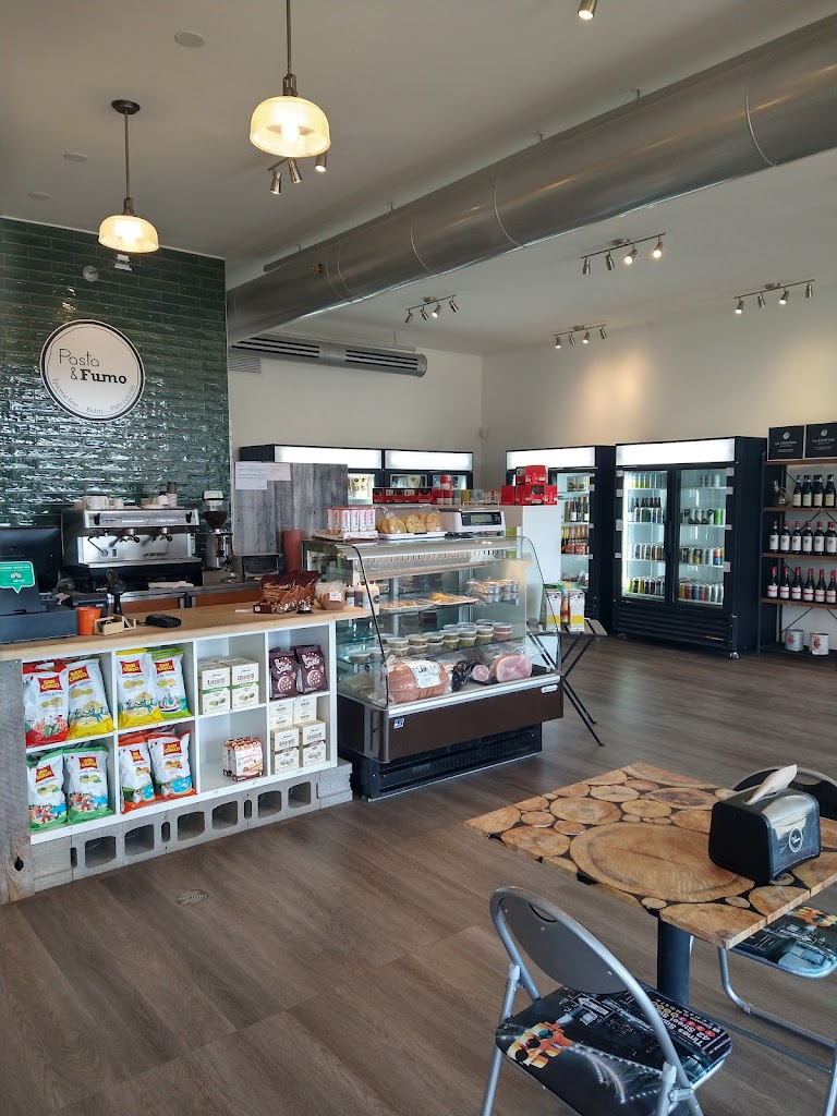 Pasta & Fumo in Magog