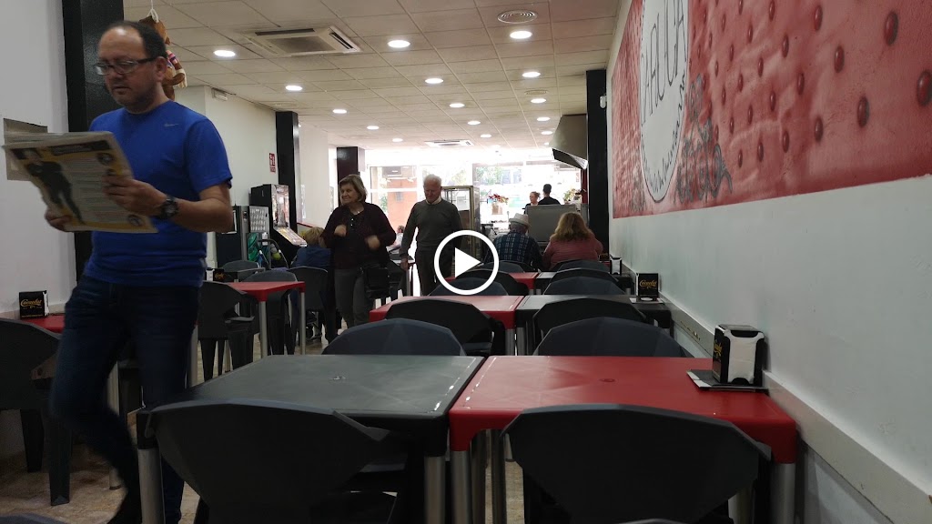 CARUCA BAR & COFFEE — Ambiente