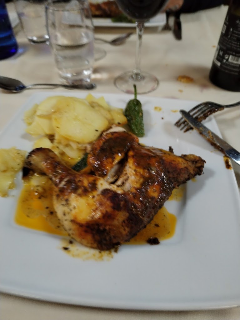 Restaurante Asador Vitis Chill Out — Comida y bebida