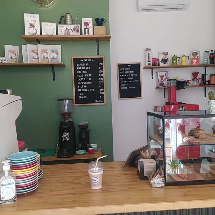 Mafia Cafe — Ambiente