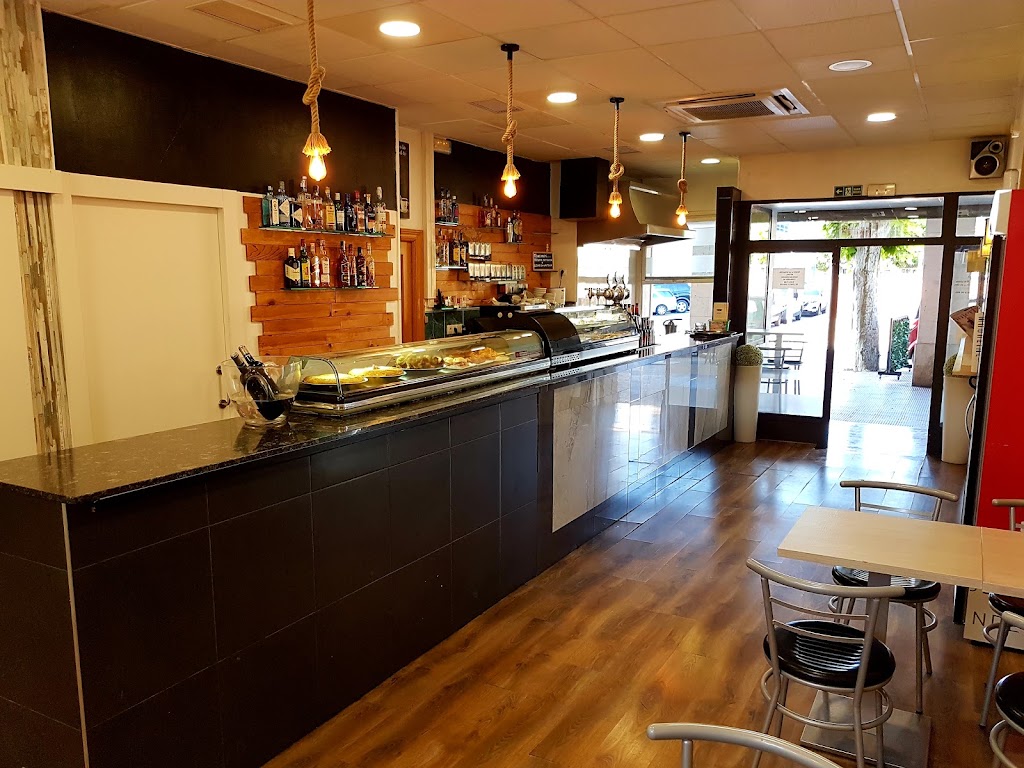 Cafe Bar Mythos — Del propietario