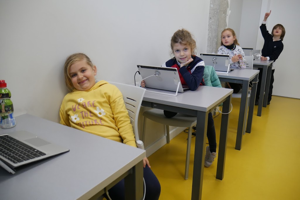 The Globe Kids | Academia de ingles ninos 3 a 12 anos