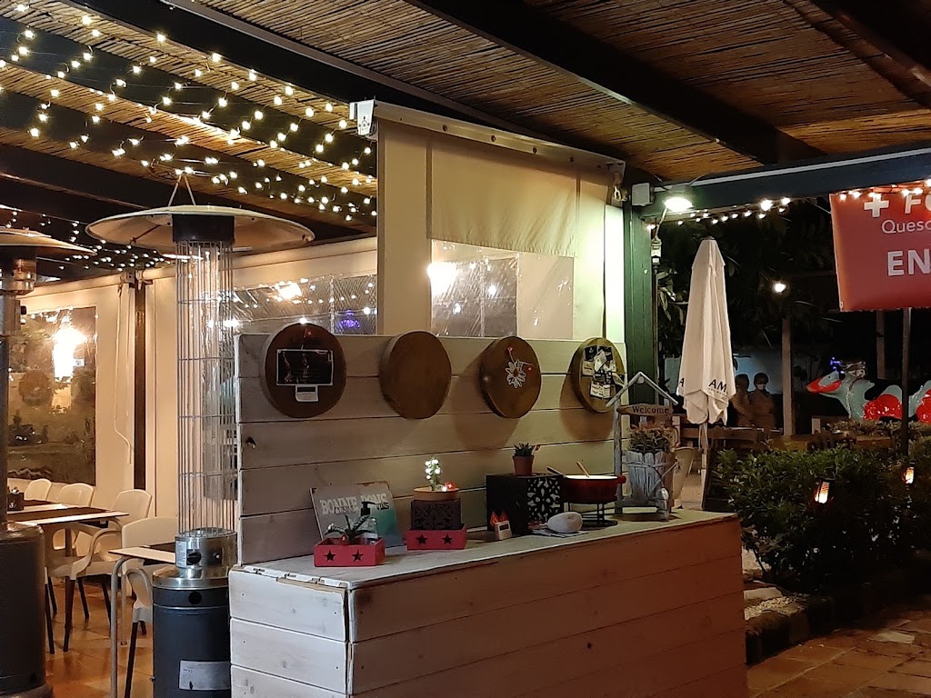 Alma Del Mar — Ambiente
