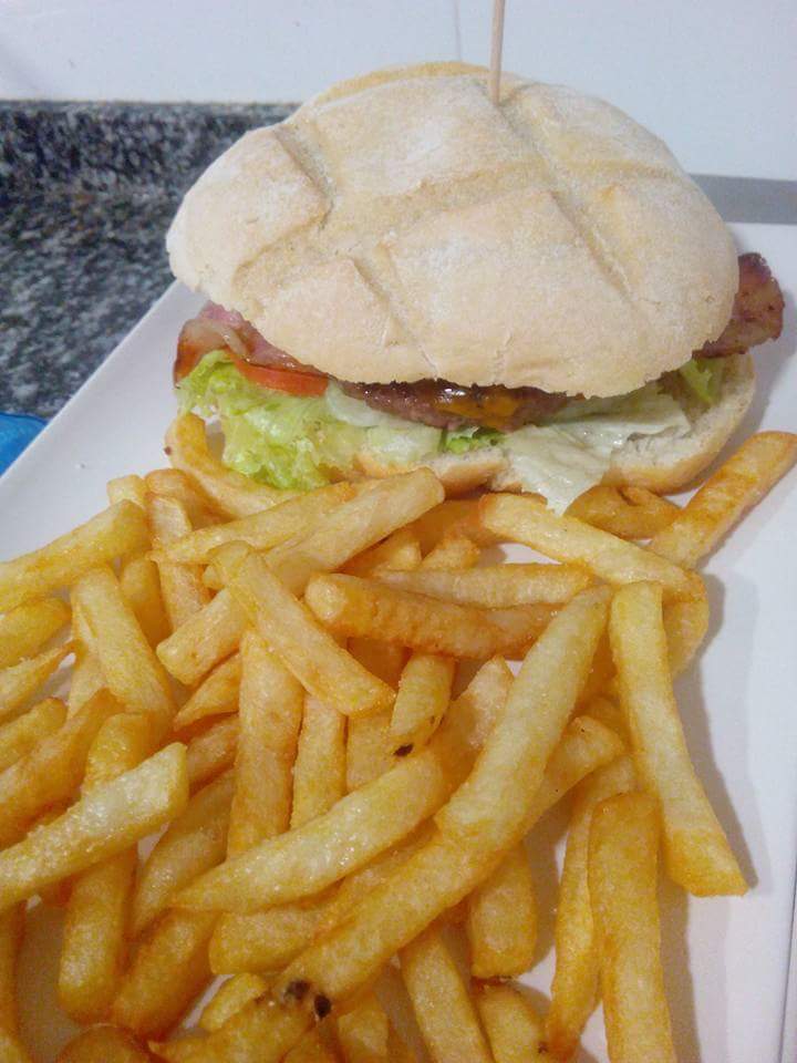 Cafe Mogan — Comida y bebida