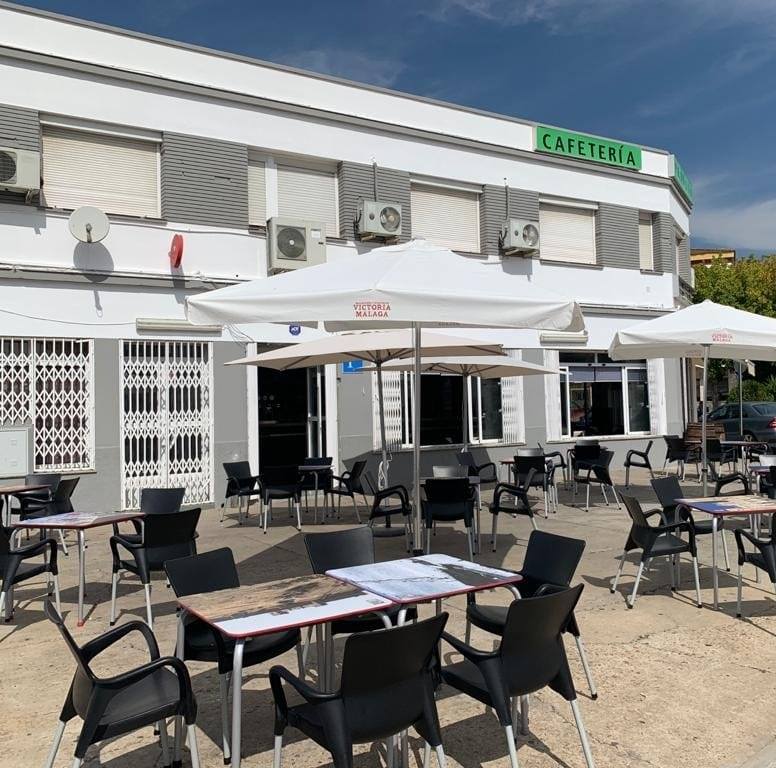 RESTAURANTE CAFETERIA HOSTAL EN MONTIJO NEW STADIUM — Ambiente