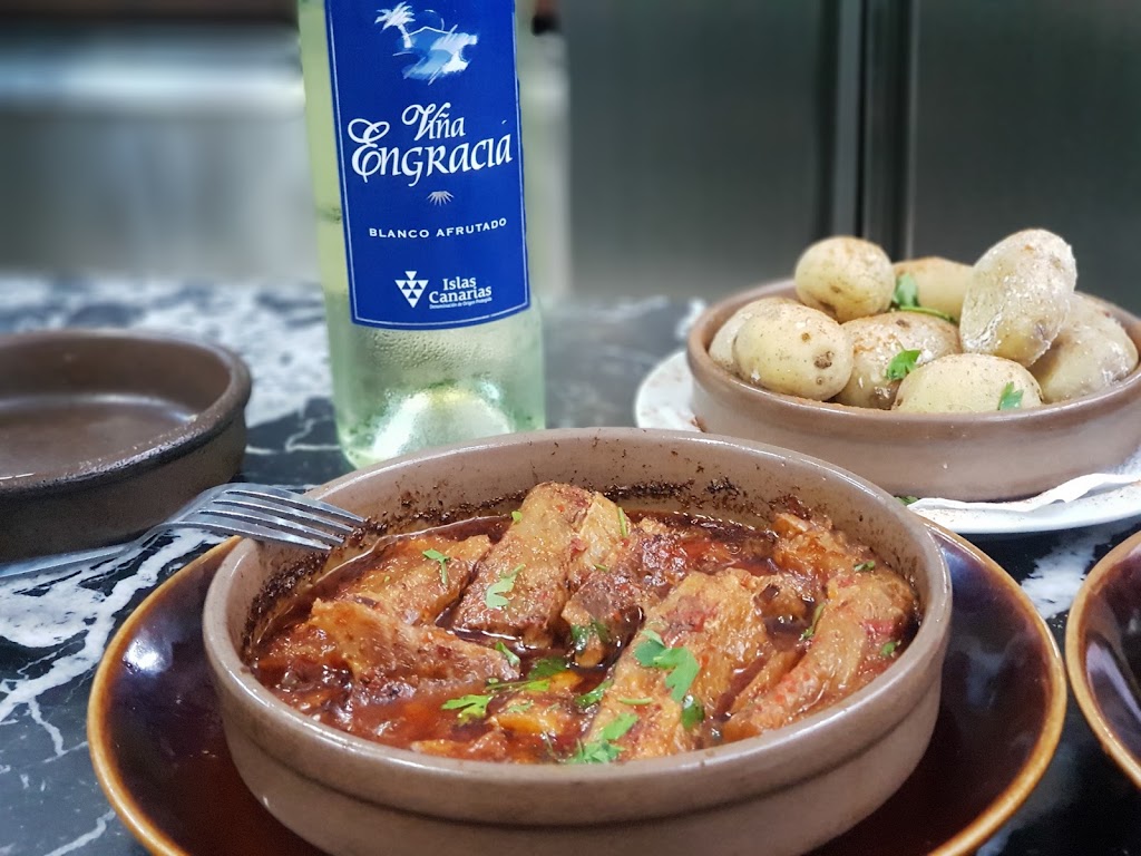 Restaurante Arepera Punto Criollo — Comida y bebida