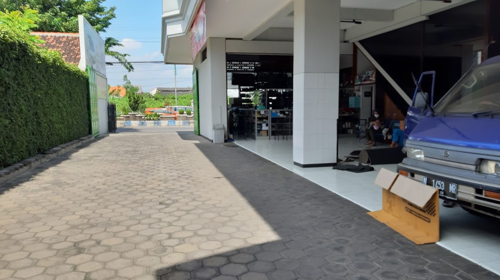 Pratama Jaya Variasi