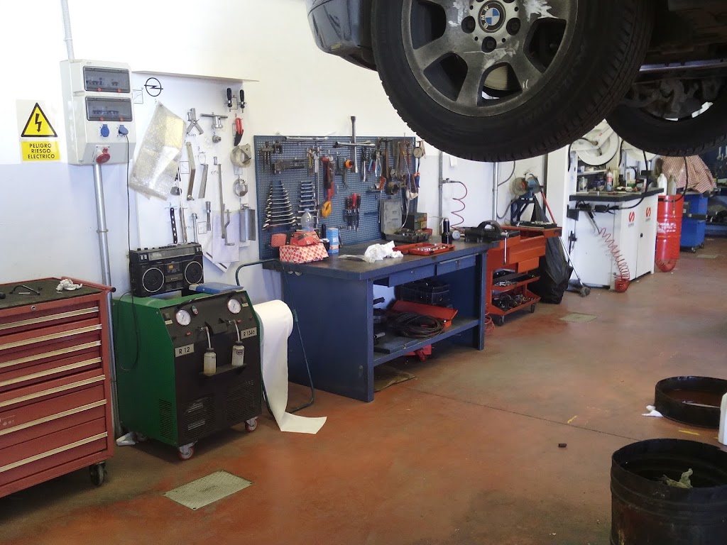Talleres Gines Gracia S.L. — Interior