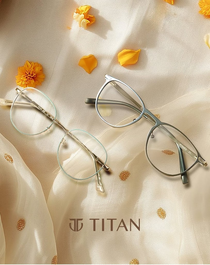Titan Eye At Race Course Road Baroda