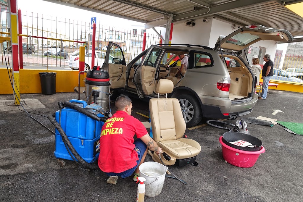 Autolavado Parque de Limpieza Altavista — Servicio de lavado de coches