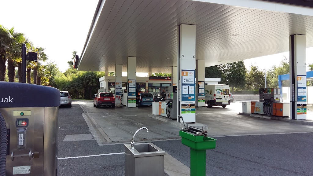 Estacion de Servicio Repsol — Estacion de servicio