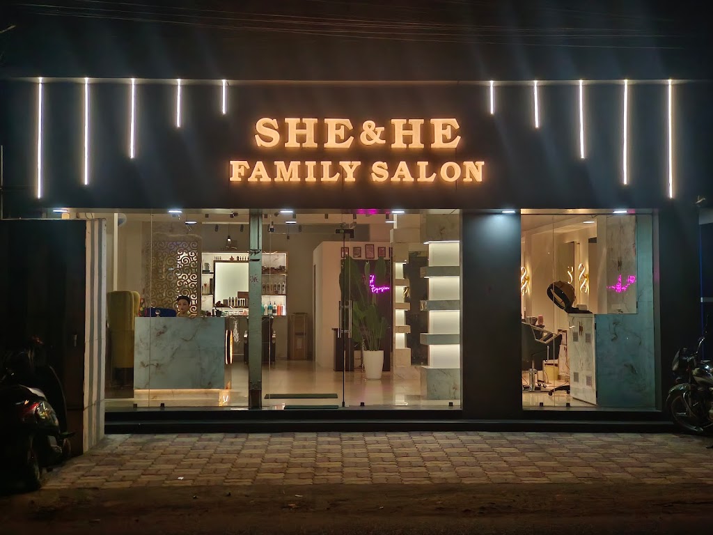 She And He Family Salon