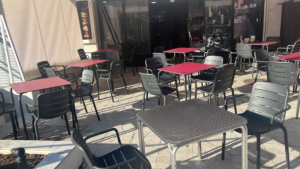 Big Bites Doner Kebab - Authentic Taste in Lloret de Mar — Ambiente