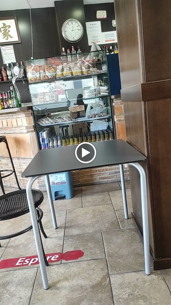 Cafeteria Lina — Videos