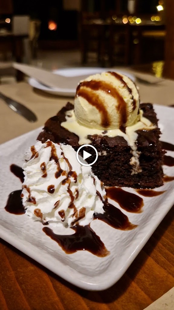 Pizzeria Pizzaiolo's Coffee - Horno de Lena — Videos