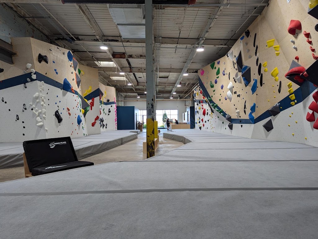  Inner Peaks NoDa Bouldering