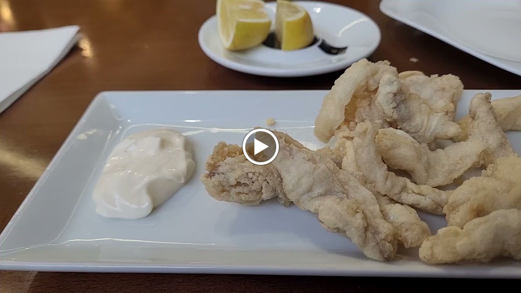 Bar De Tapas Salvador — Videos