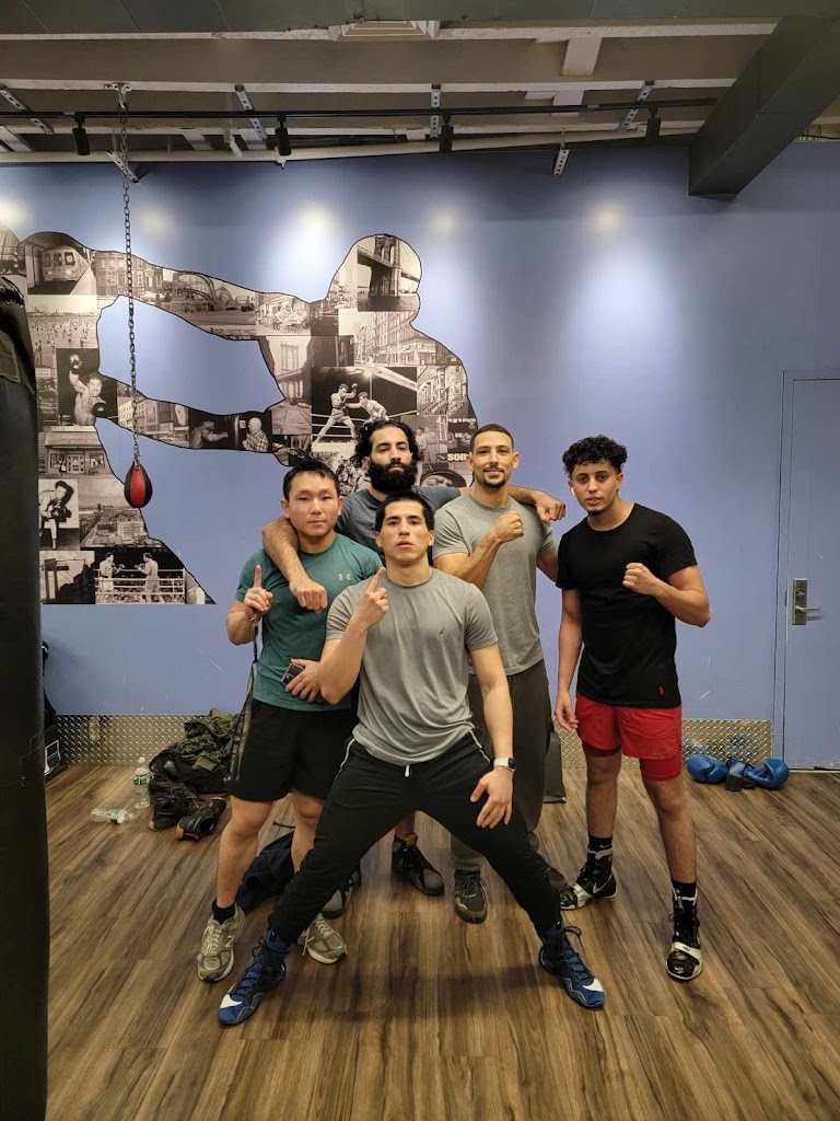  Brooklyn Boxing Coach - FitBox