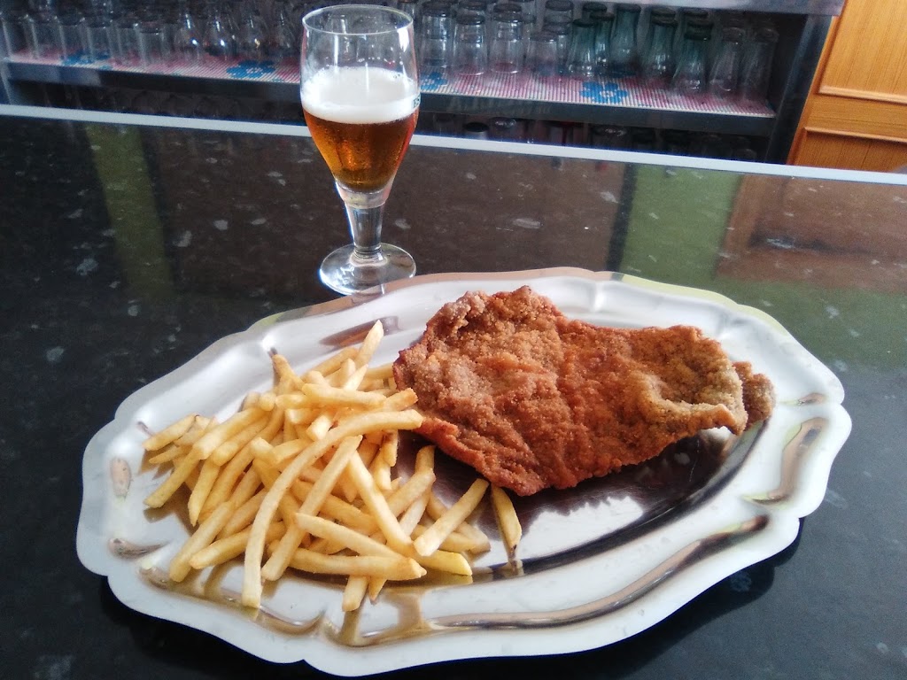 Cafeteria la Alegria — Comida y bebida