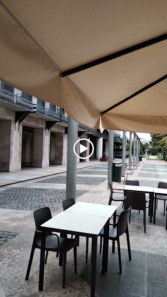 Cerveceria La Quinta — Videos