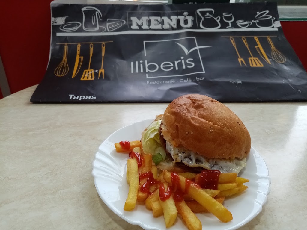 CAFE /BAR KOKI — Papas fritas