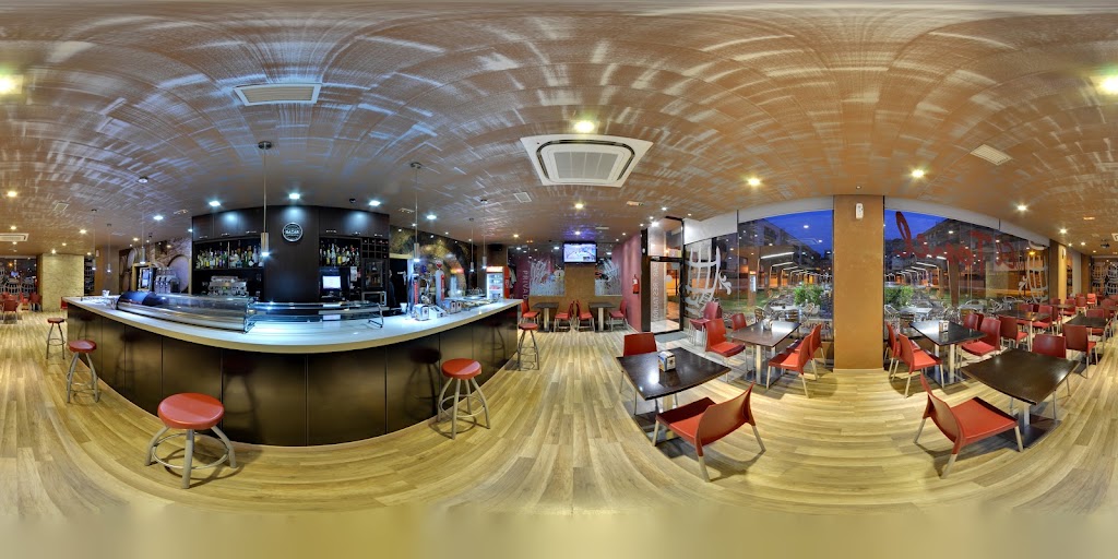 Bar El Tonel — Ambiente