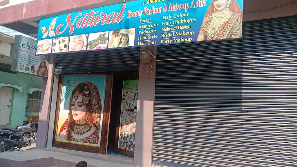Natural Beauty Parlour Makeup Artist