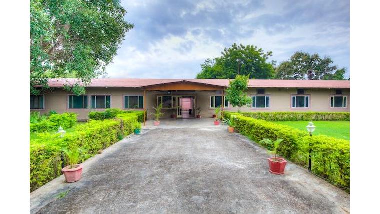 Capital O 63961 Narmada Hills Resort