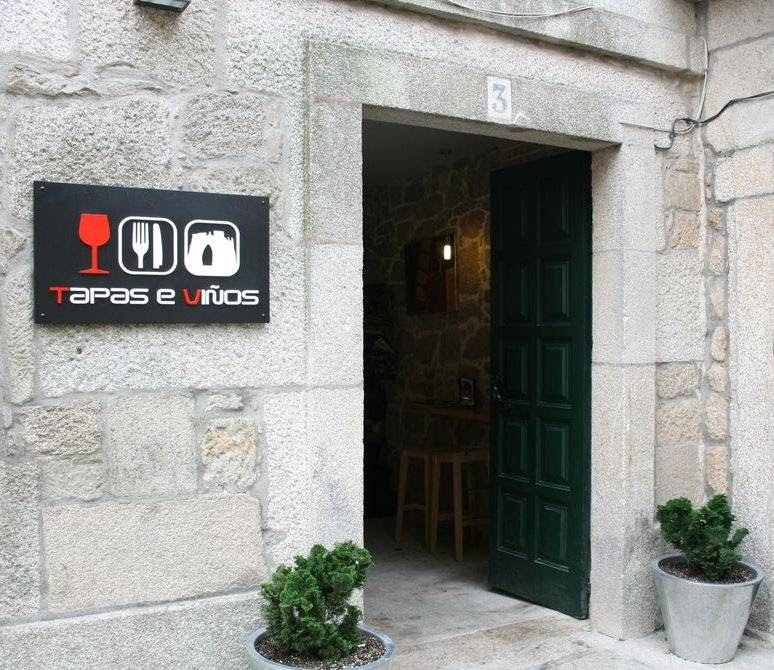 Tapas e Vinos