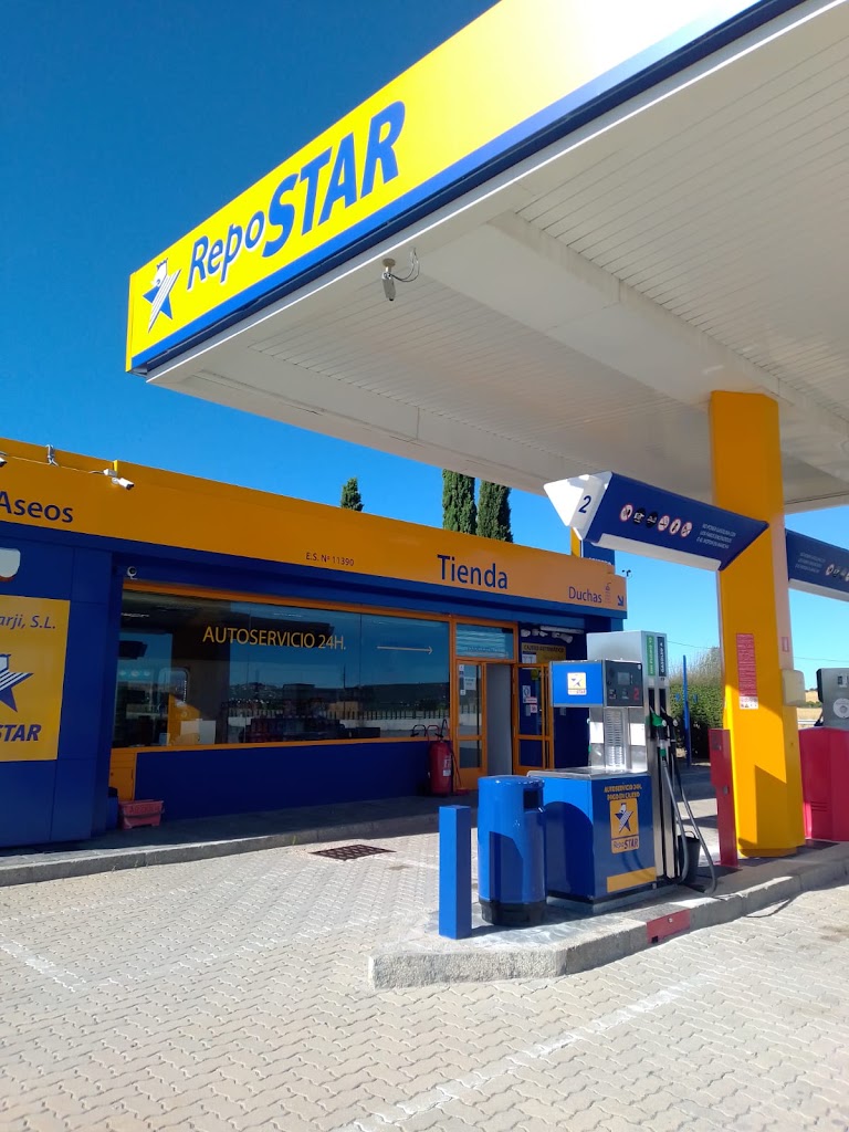 Gasolinera Sanchidrian Repostar — Exterior