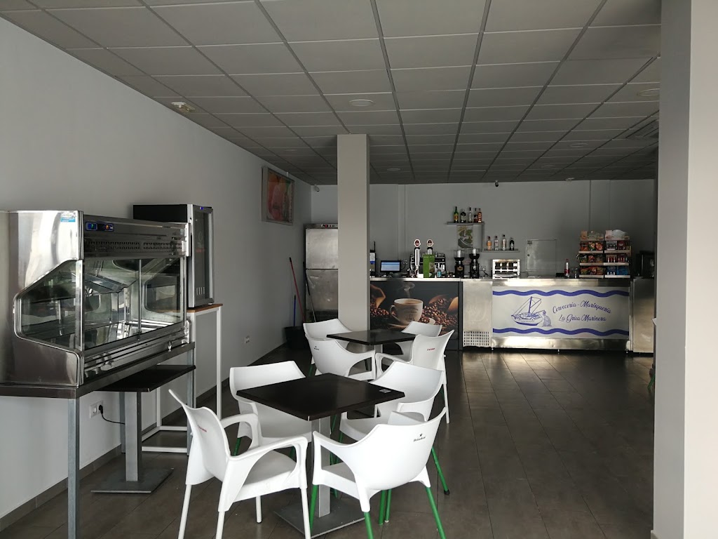 Cerveceria Marisqueria La Grua Marinera — Ambiente