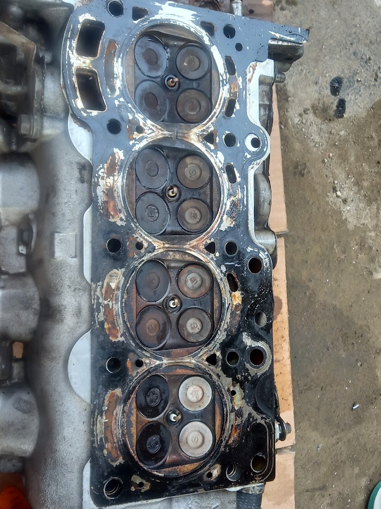 Bengkel barokah( bengkel mobil)