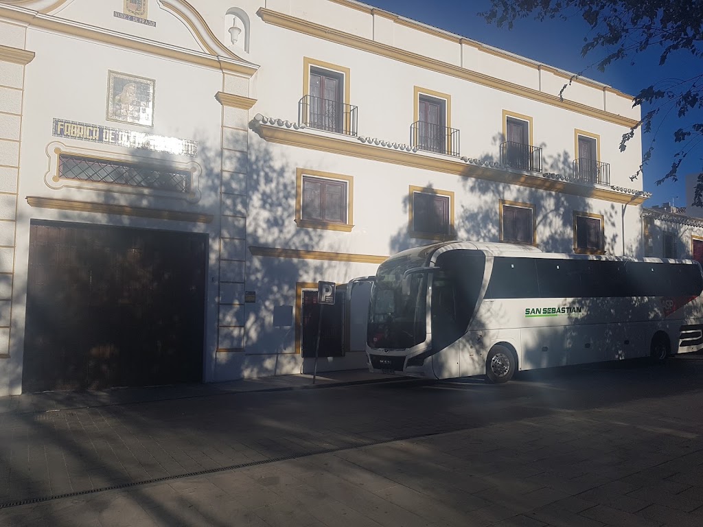 TP Bus Baena, Nunez de Prado, Centro, 2 pax, (06,00 to 22,00)