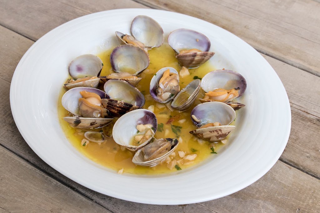 Hostal Restaurante El Quinto Pino — Almeja