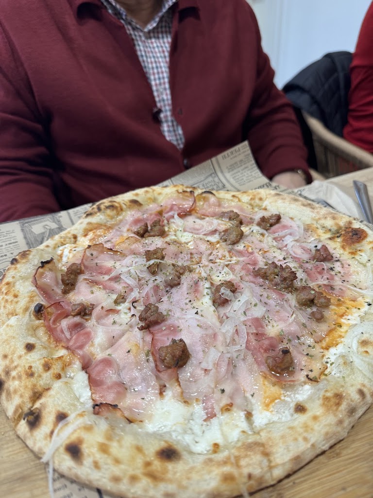 Botanico Pizza — Comida y bebida