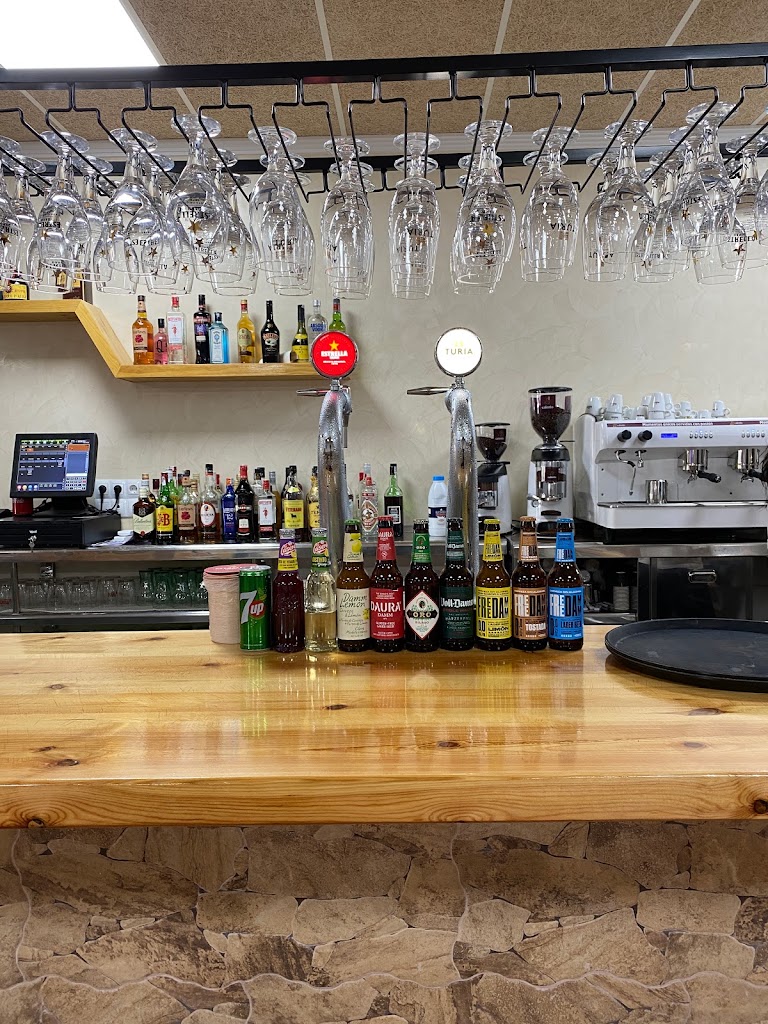 Santillana Asador-Restaurante-Bar — Ambiente