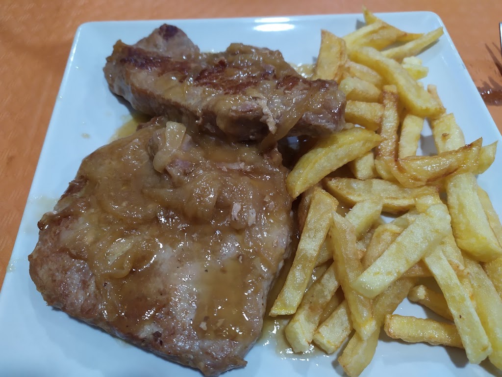 TAPERIA EL PASAJE — Papas fritas