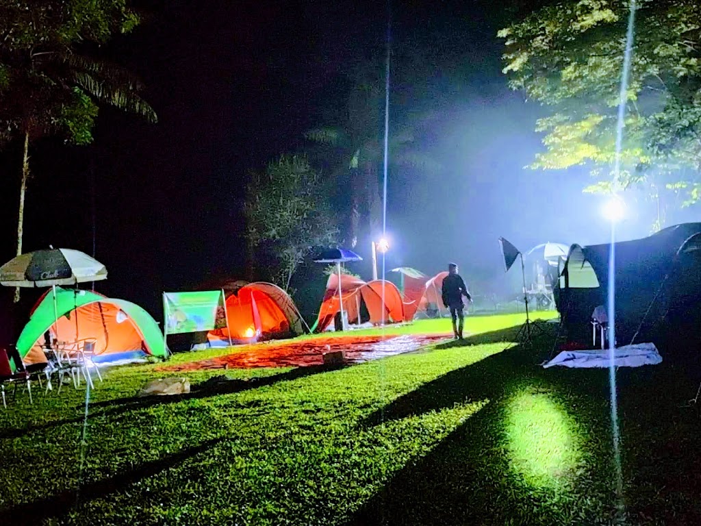 Camping /Grand Camp Riverside