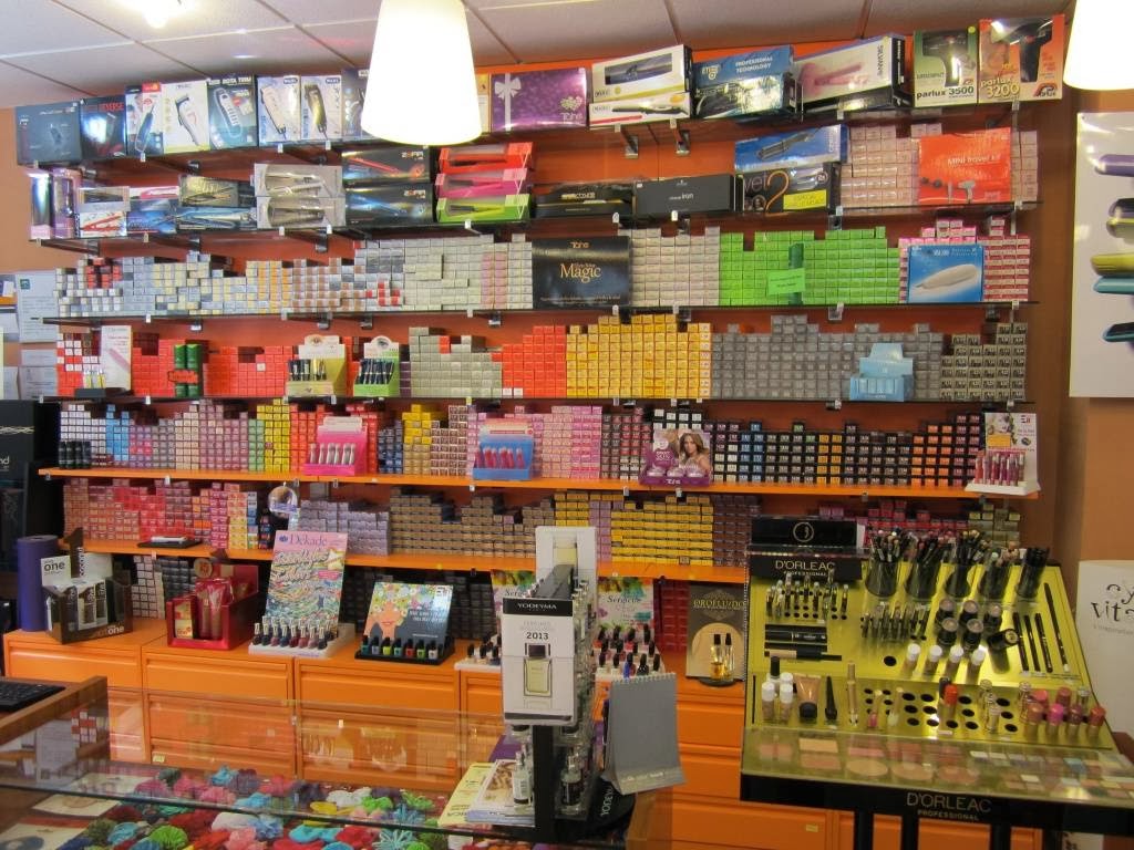 Comercial LENGO — Interior
