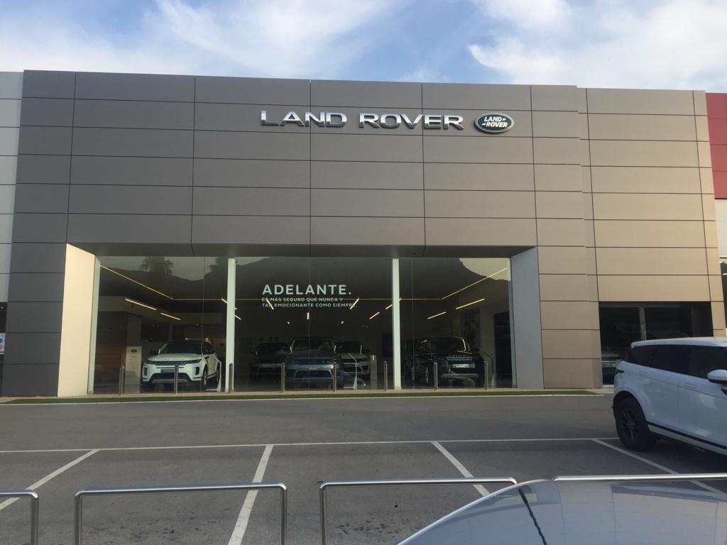 Concesionario Oficial Land Rover | Premium Lorca