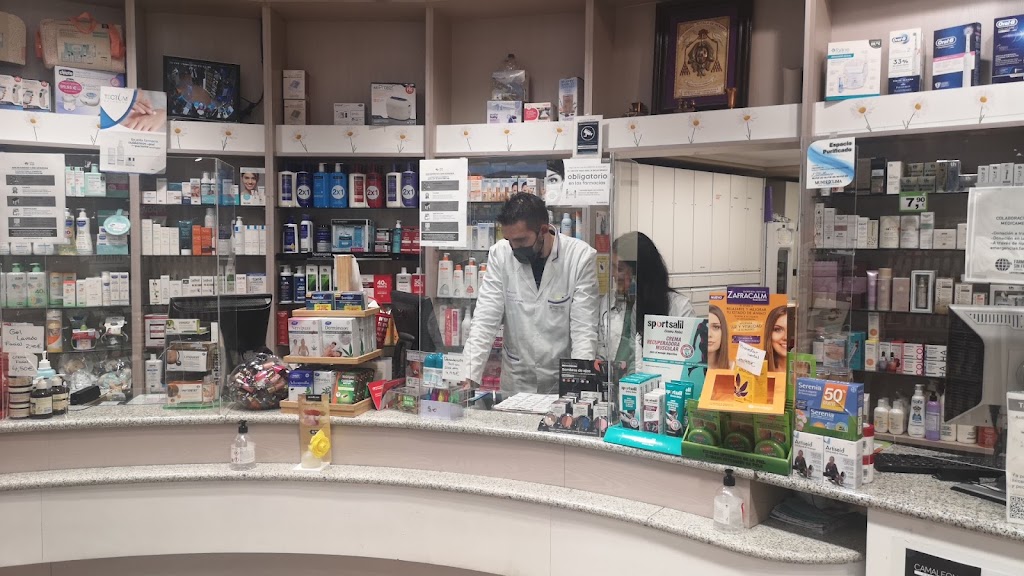 Farmacia Margarita Carrillo Poyato — Del propietario
