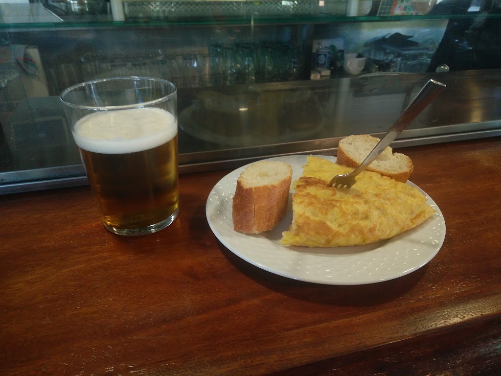 Cafe-Bar La Terraza — Comida y bebida