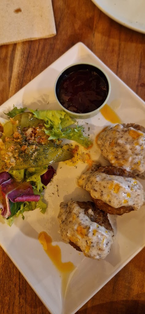 Ela's Tapas & Salads — Mas recientes