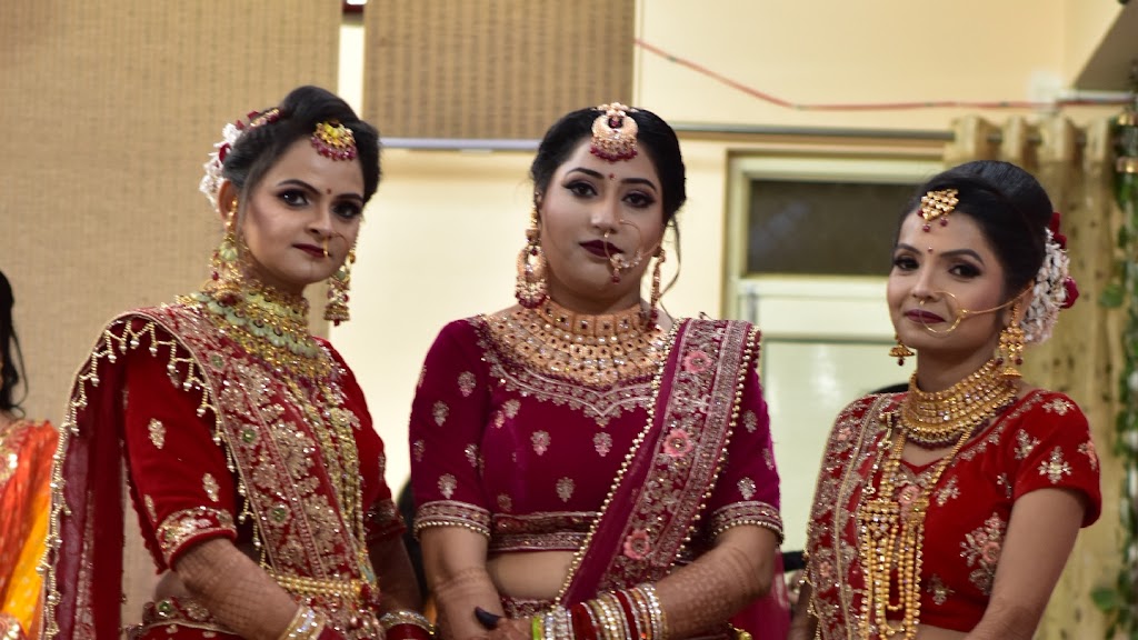 New Look Beauty Parlour