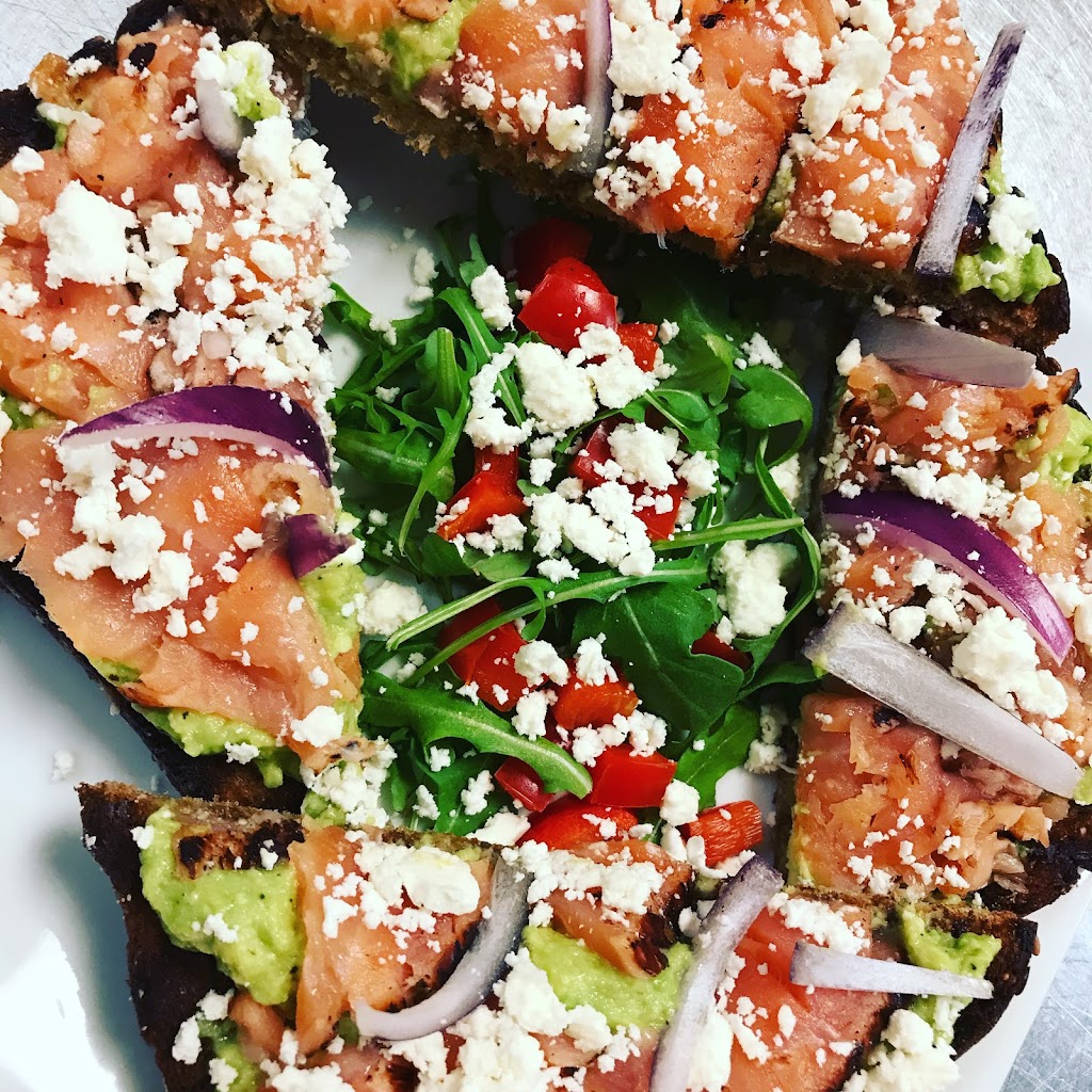  Studio 1212 Cafe & Wine Bar