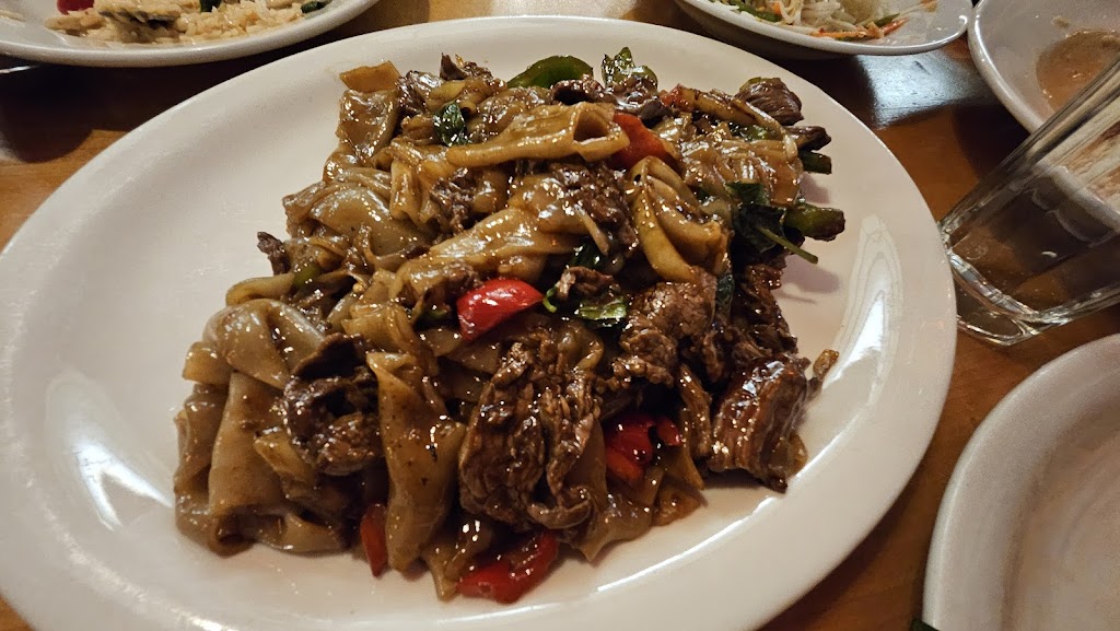 Mom's Siam 2 Restaurant