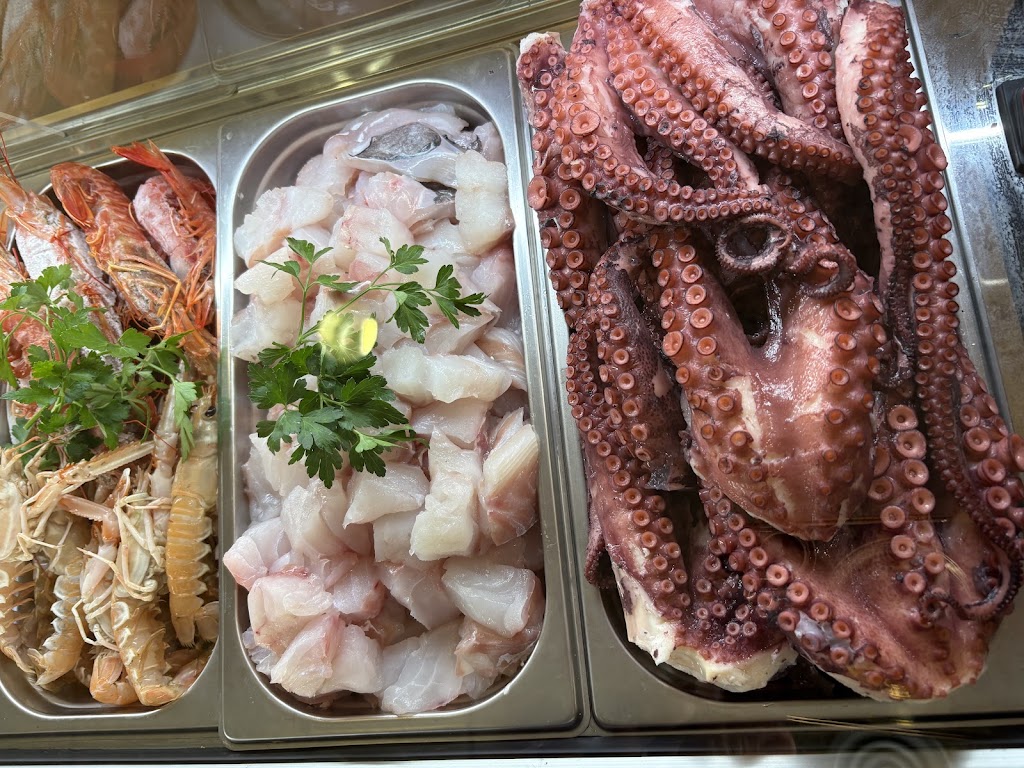 El Punt de Trobada — Comida y bebida